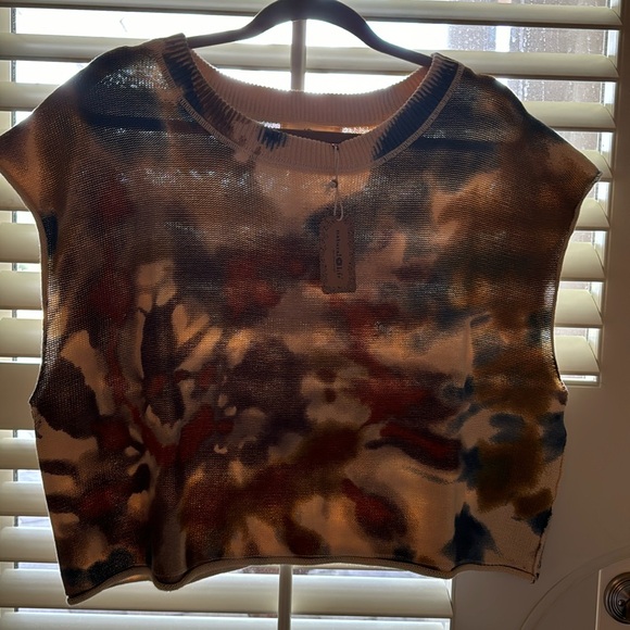 Natural Life Sleeveless Sunset Sweater - Picture 4 of 4